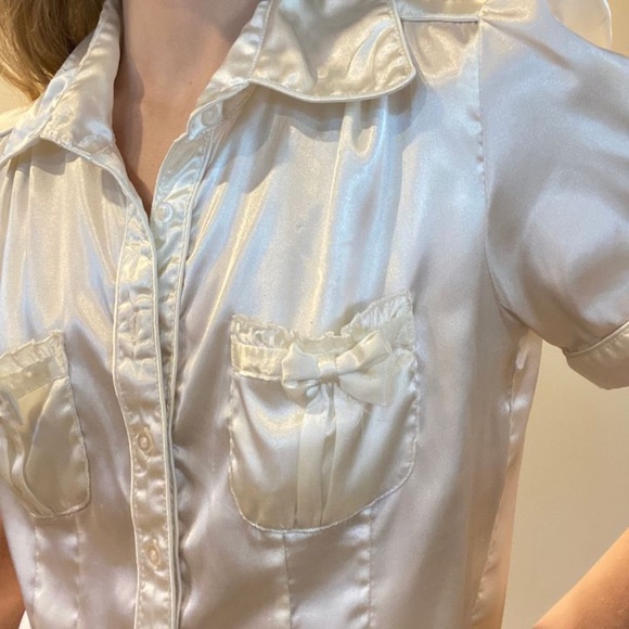 Vintage satin feel button up blouse - Picture 3 of 4